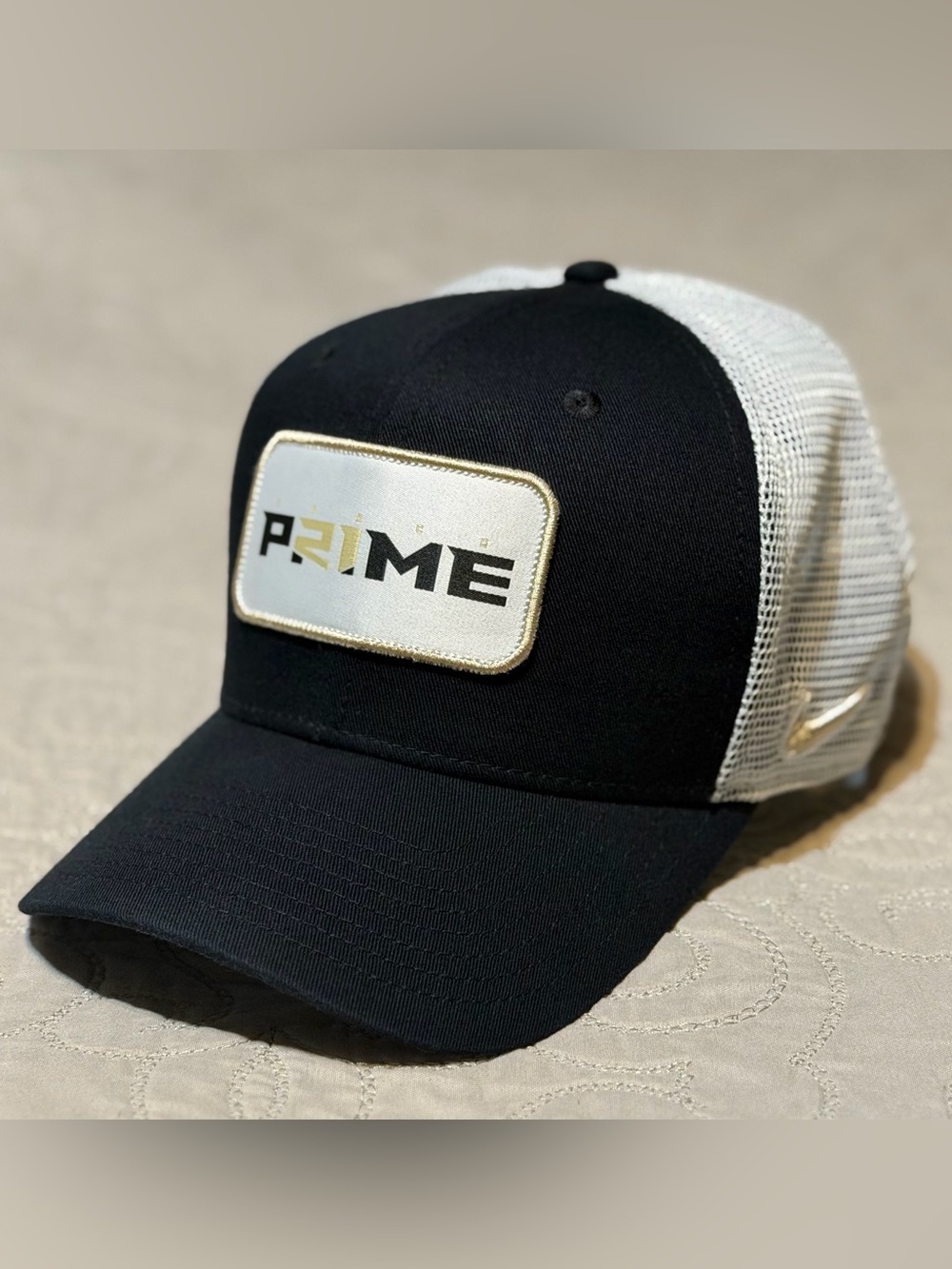 Nike - Men’s Colorado Buffaloes Coach Prime Black & White Mesh-Back SnapBack Hat